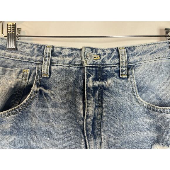 Pilcro Womens 28 Waist Cutoff Shorts Denim jean Faded - Picture 2 of 9
